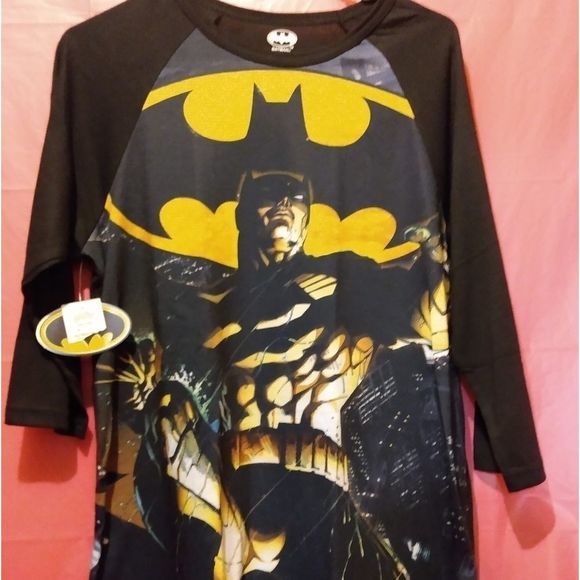 🎉NWT Journey's Batman Top - Picture 4 of 9